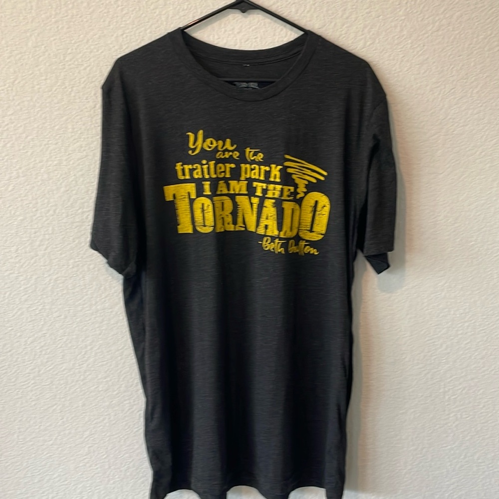 Yellowstone Beth Dutton Tee‎ Shirt XL